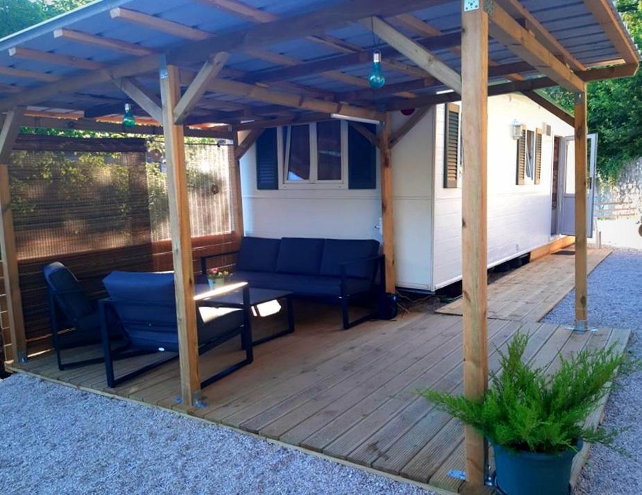 Lexi Zen House Apartment Камник Екстериор снимка