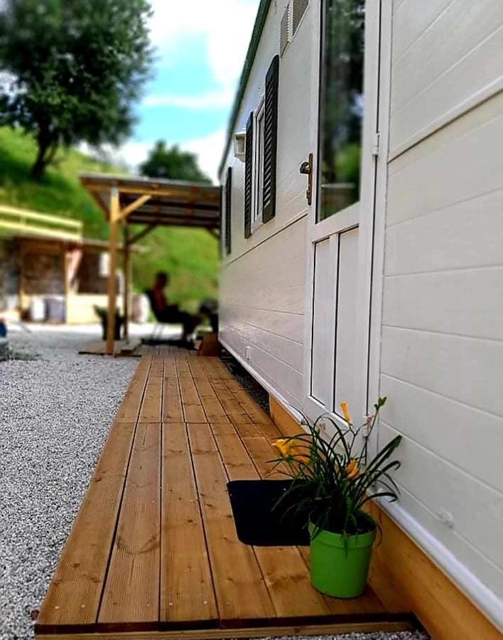 Lexi Zen House Apartment Камник Екстериор снимка