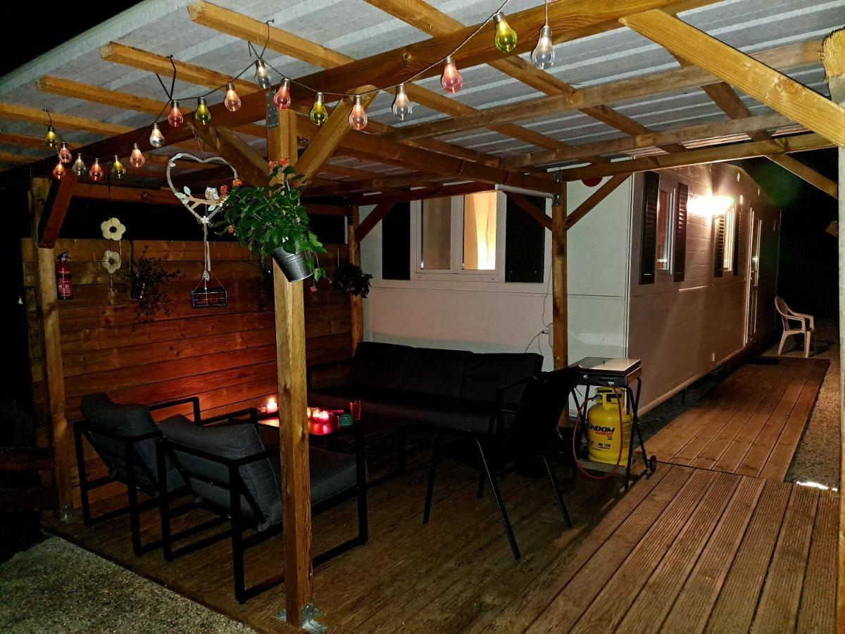 Lexi Zen House Apartment Камник Екстериор снимка