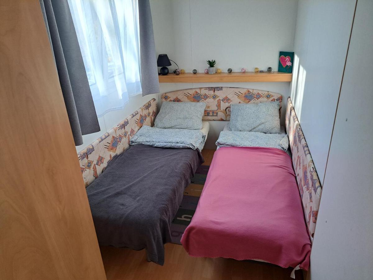 Lexi Zen House Apartment Камник Екстериор снимка